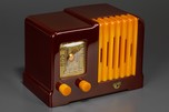 Rare Globe 532 Catalin Radio in Merlot + Yellow